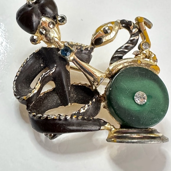 Vintage Snake Charmer Brooch Bakelite Mid century - Picture 2 of 6